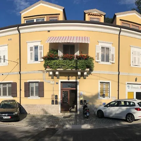 Esperia Apartment