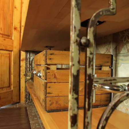 Esperia Casa Apartament *